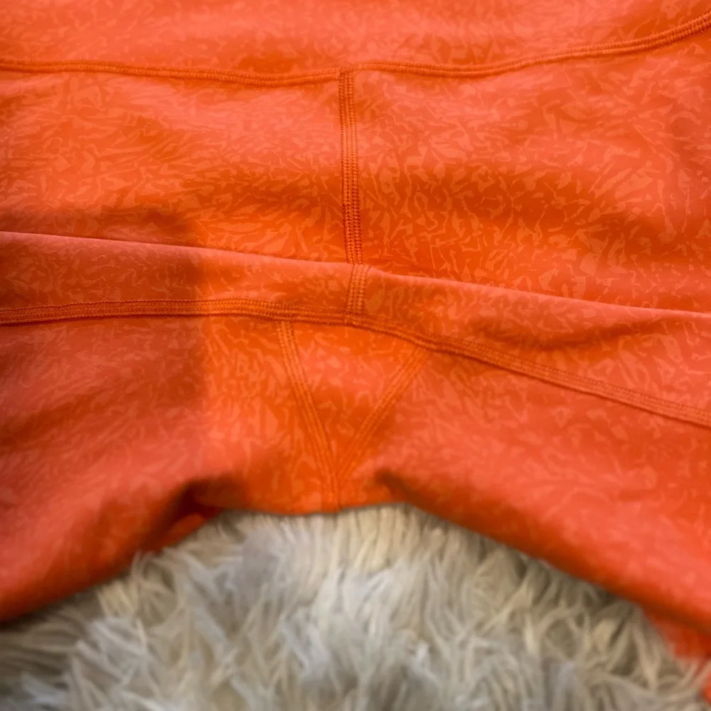 Lululemon orange set size 8 - Picture 5 of 7